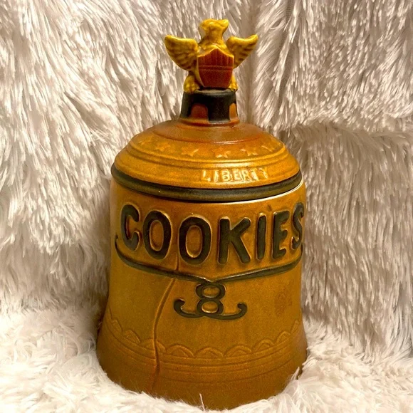 Vintage Liberty Antique Cookie Jar - Picture 2 of 8